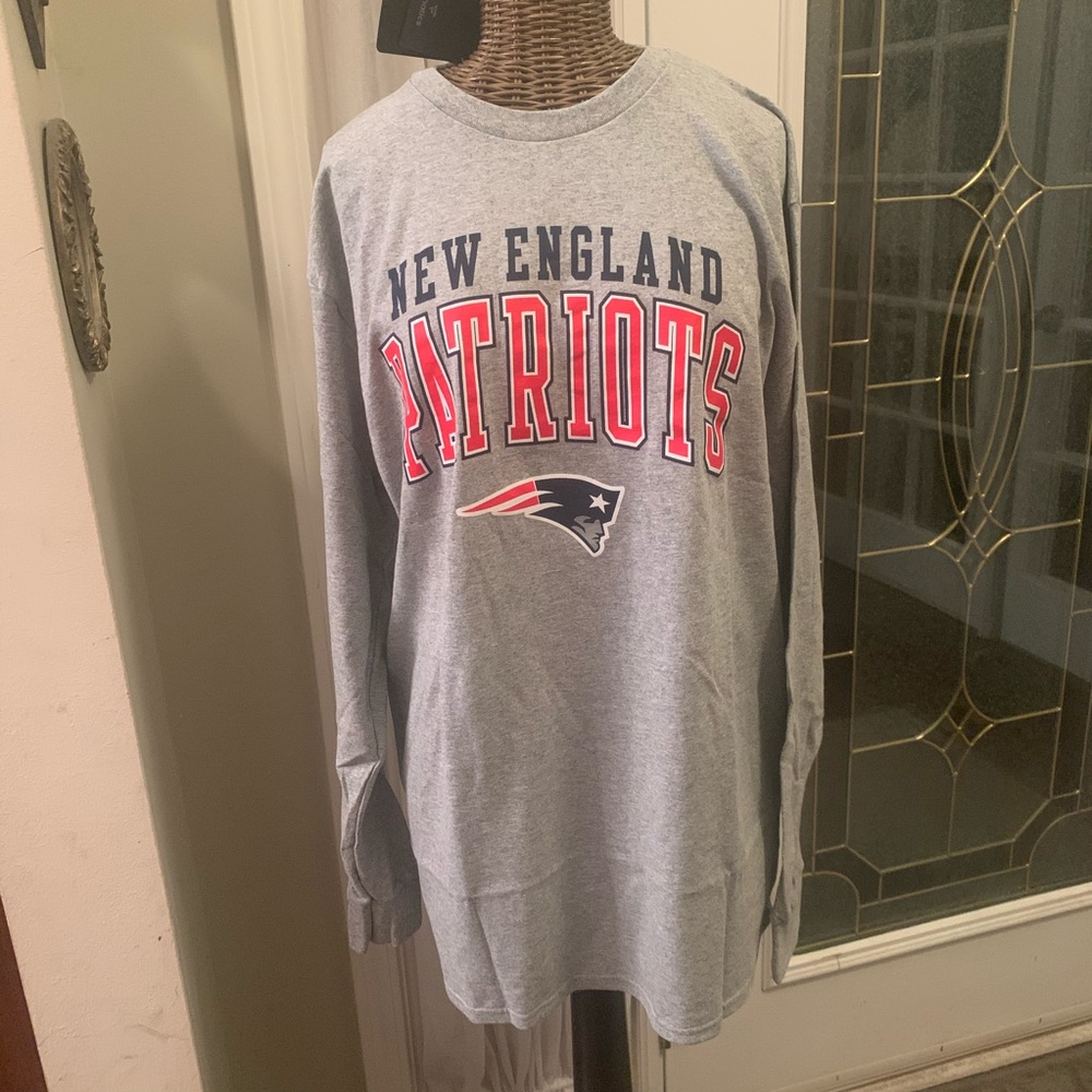 **SOLD** New England Patriots Long Sleeve Shirt